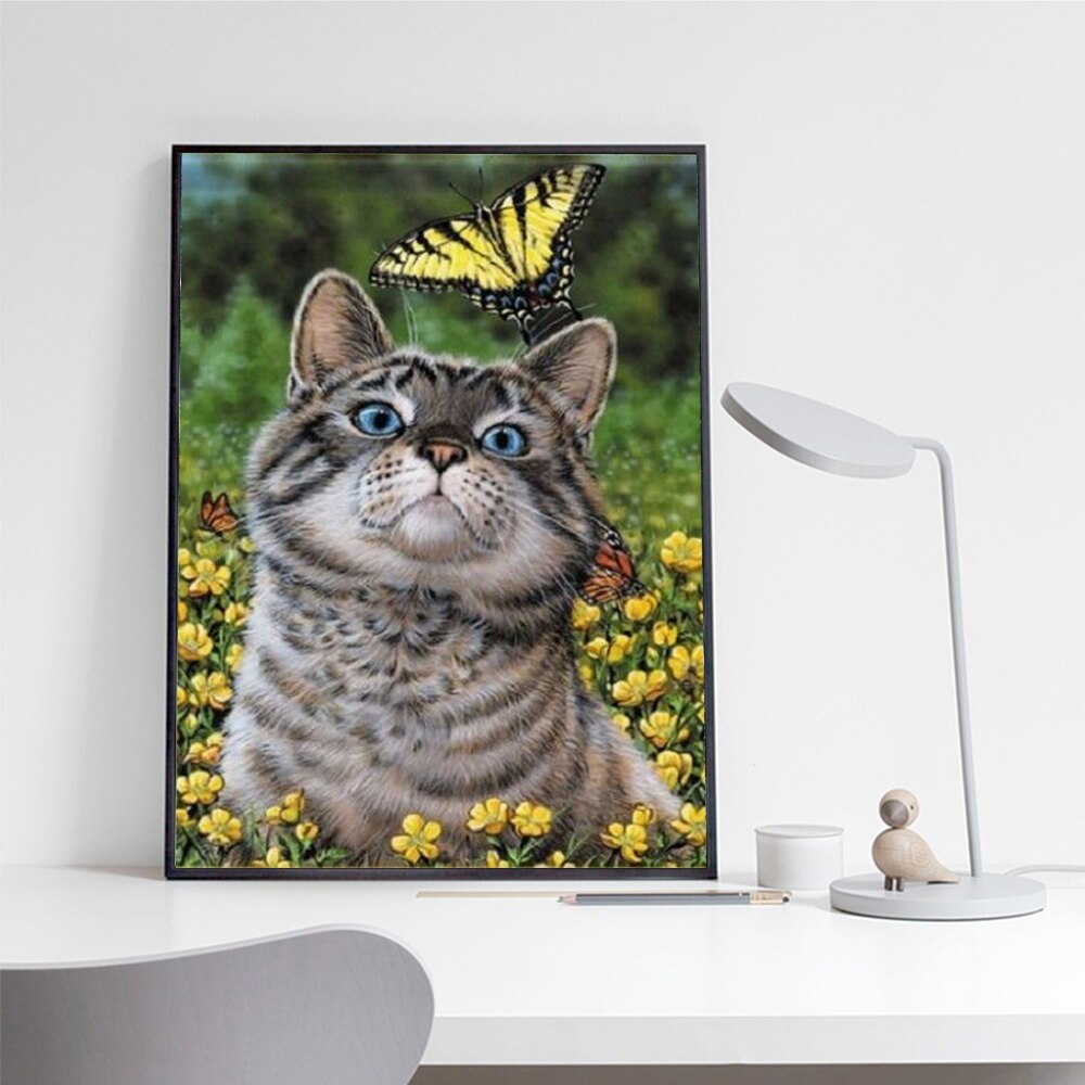 Kitty in a Flower Field 5D Diamond Art Kit
